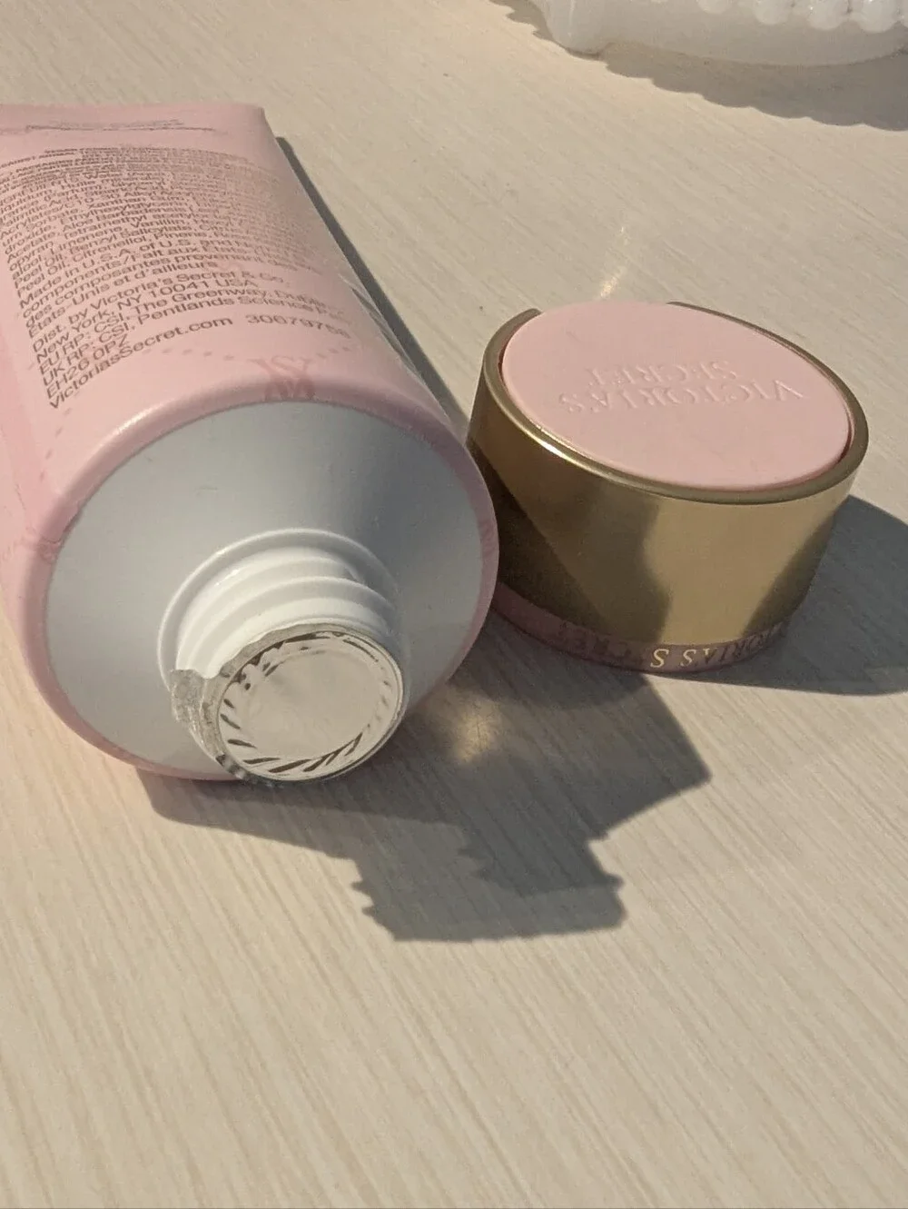 Victoria's Secret Pink Glazed Petals & Berries Fragrance Lotion